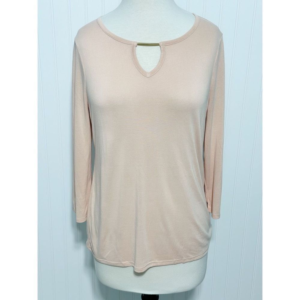 Chico's Cut Out Gold‎ Bar 3/4 Sleeve Stretch Pullover Top Tea Pink Size 1 Medium